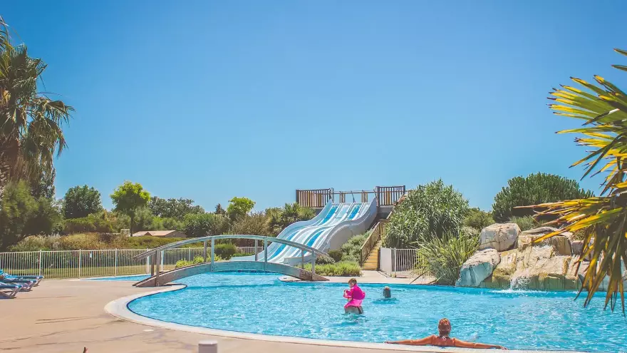 piscine Oléron en vacances d'été La Vieille Perrotine