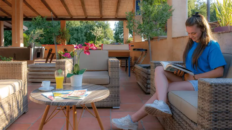 Détente terrasse du bar